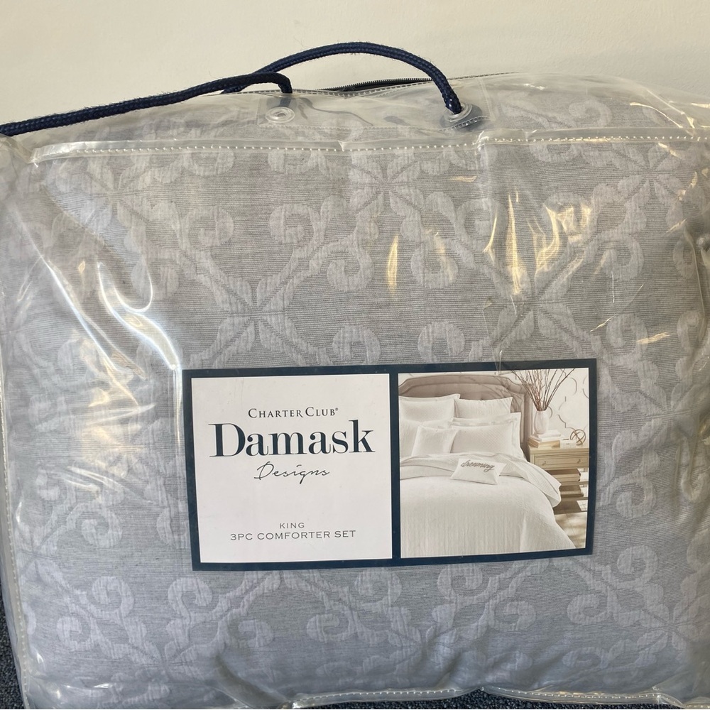 Charter Club Demask Designs Woven Tile Woven Tile 3 Piece King Comforter Set.